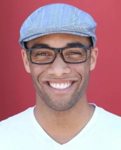 Smiling man had his cracked tooth repaired in Lone Tree.